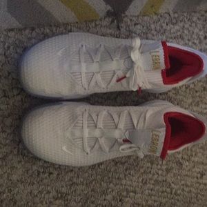 Men’s Lebrun XBI Low white red